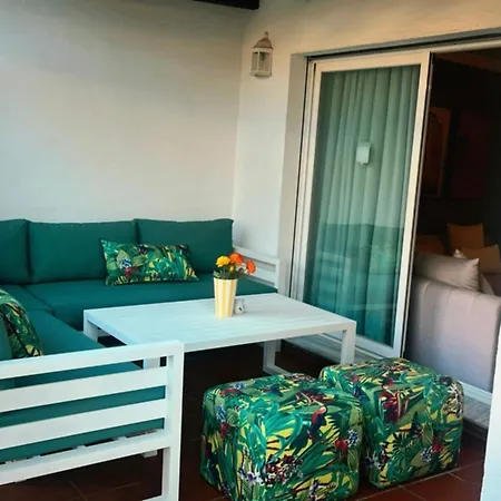 Dama De Noche Apartamento Marbella