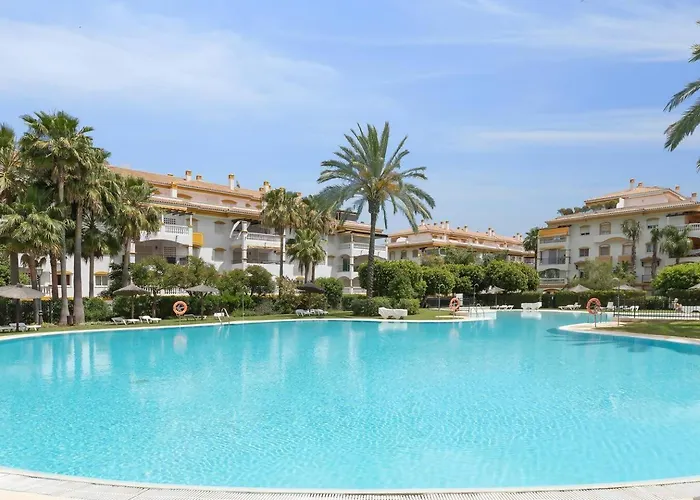 Dama De Noche Apartment Marbella