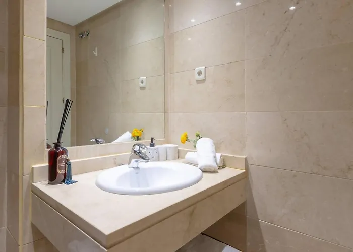 Dama De Noche ماربيا